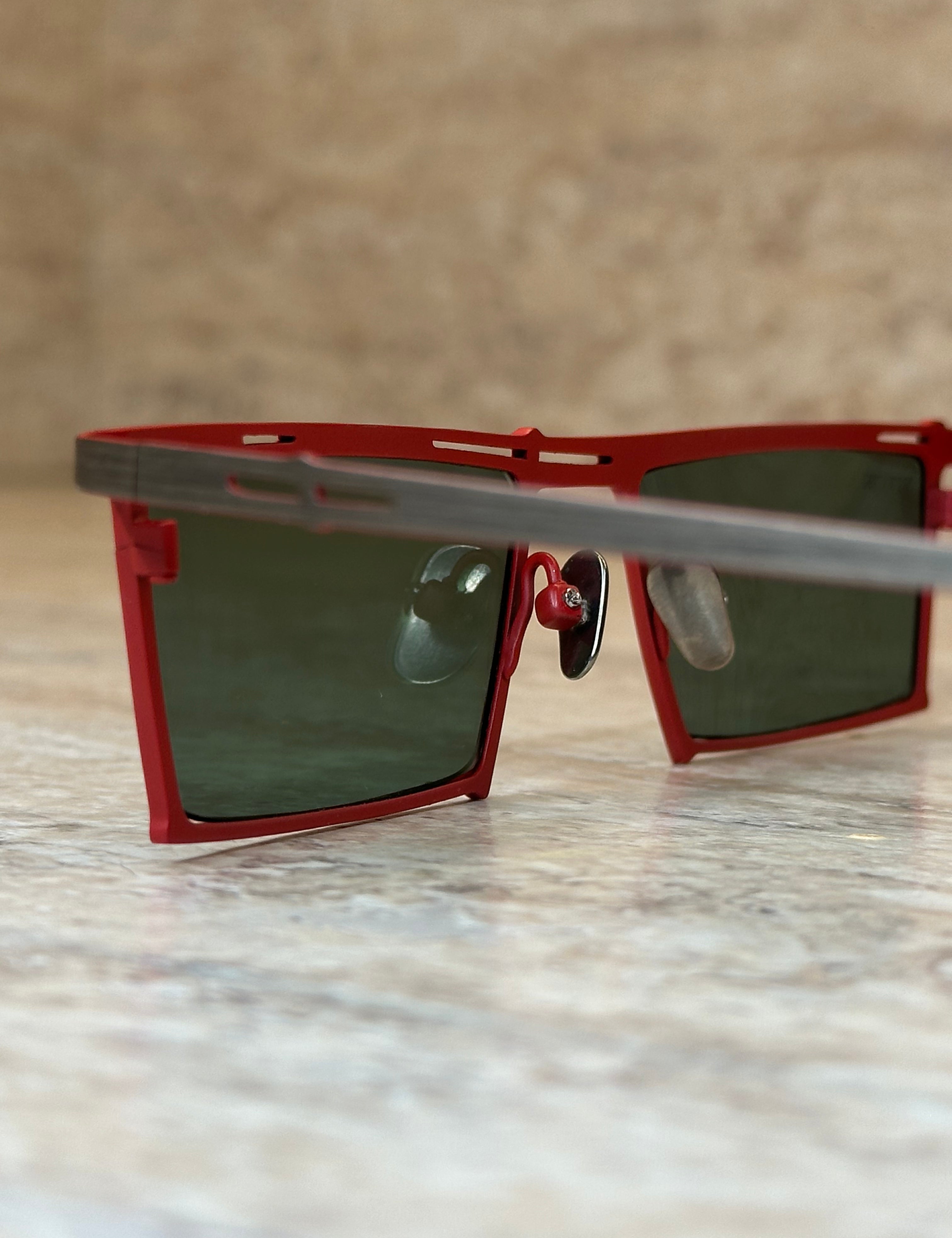 King Glasses