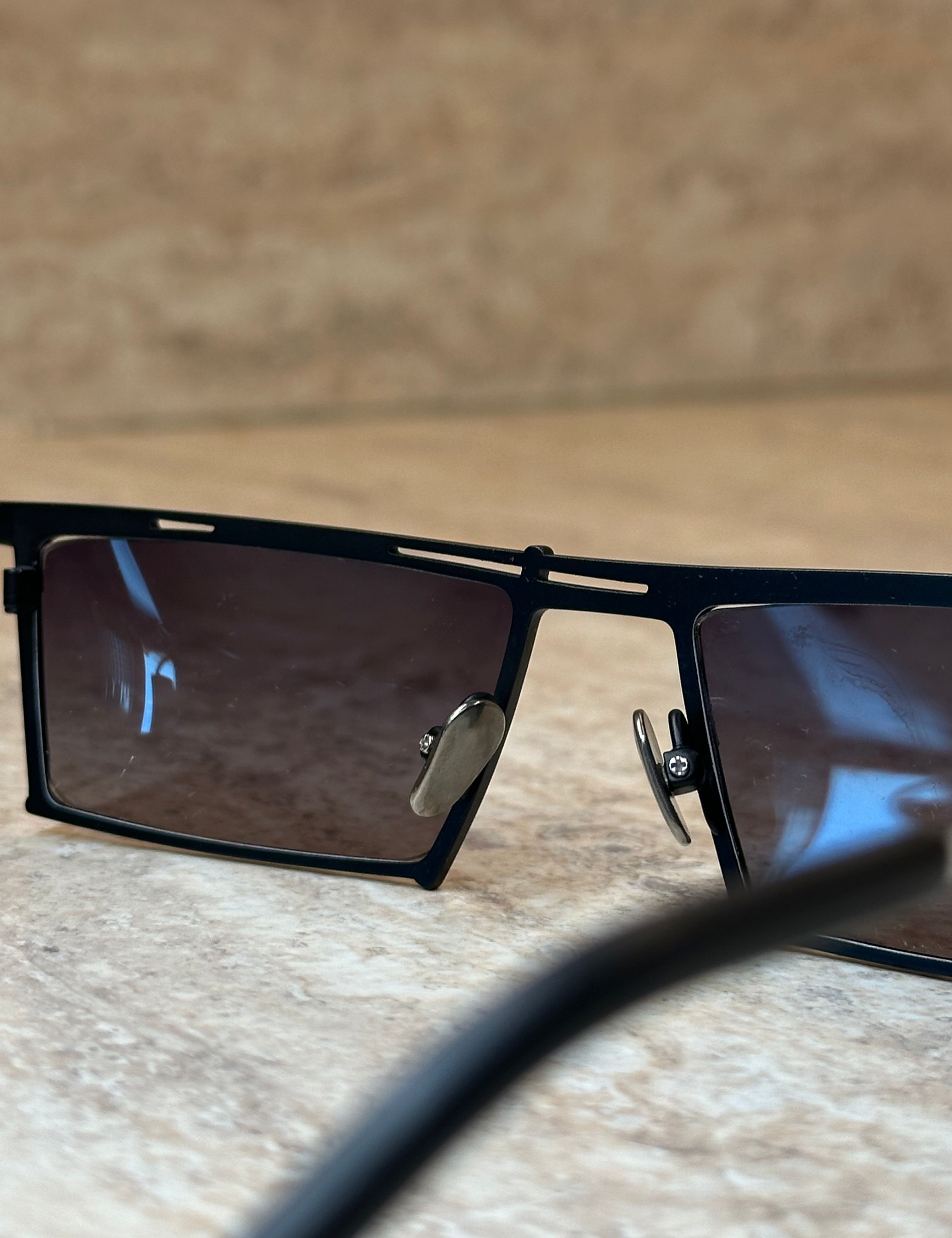 King Glasses White