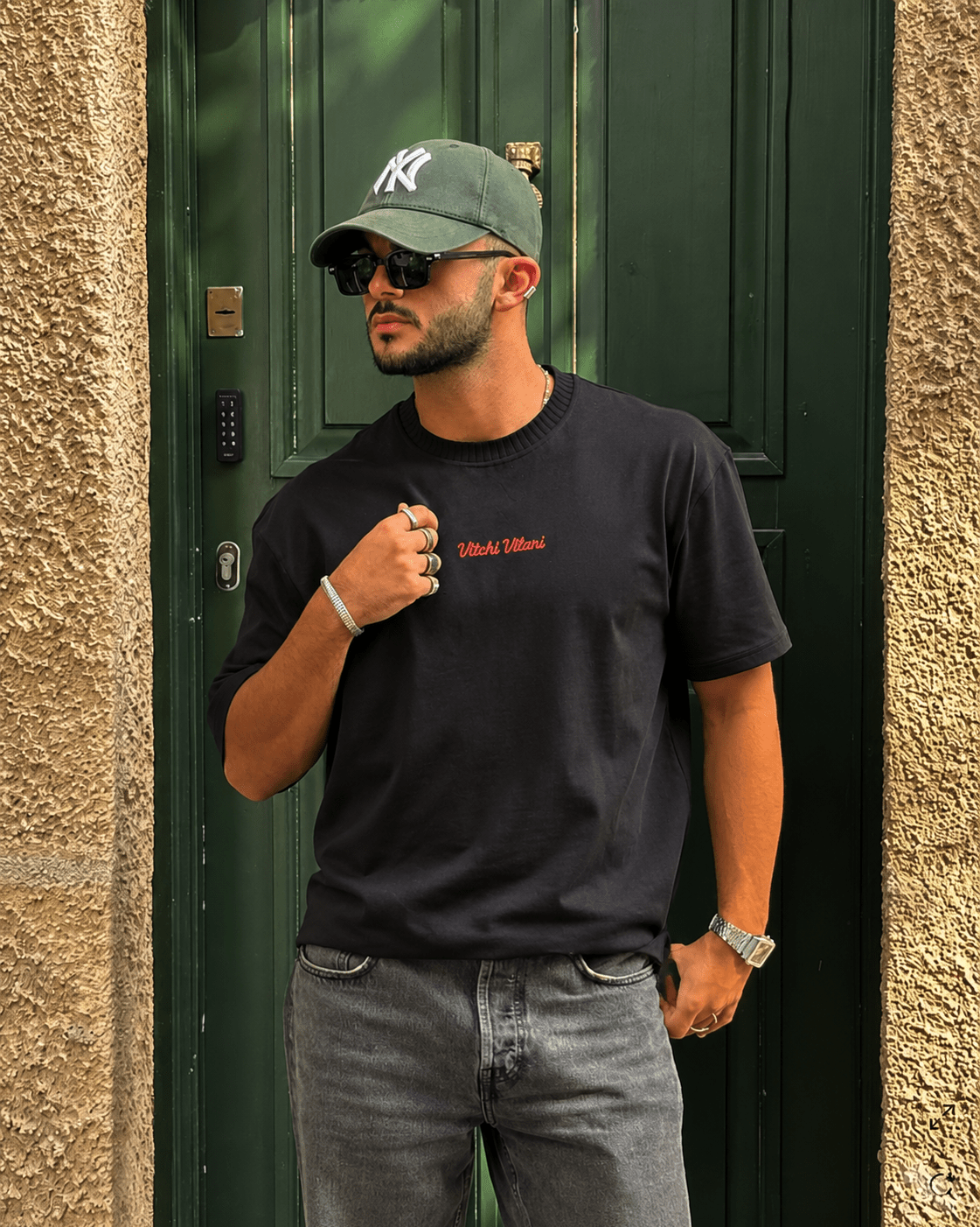 Aura Tee Black - NORTHLINE LABEL AS