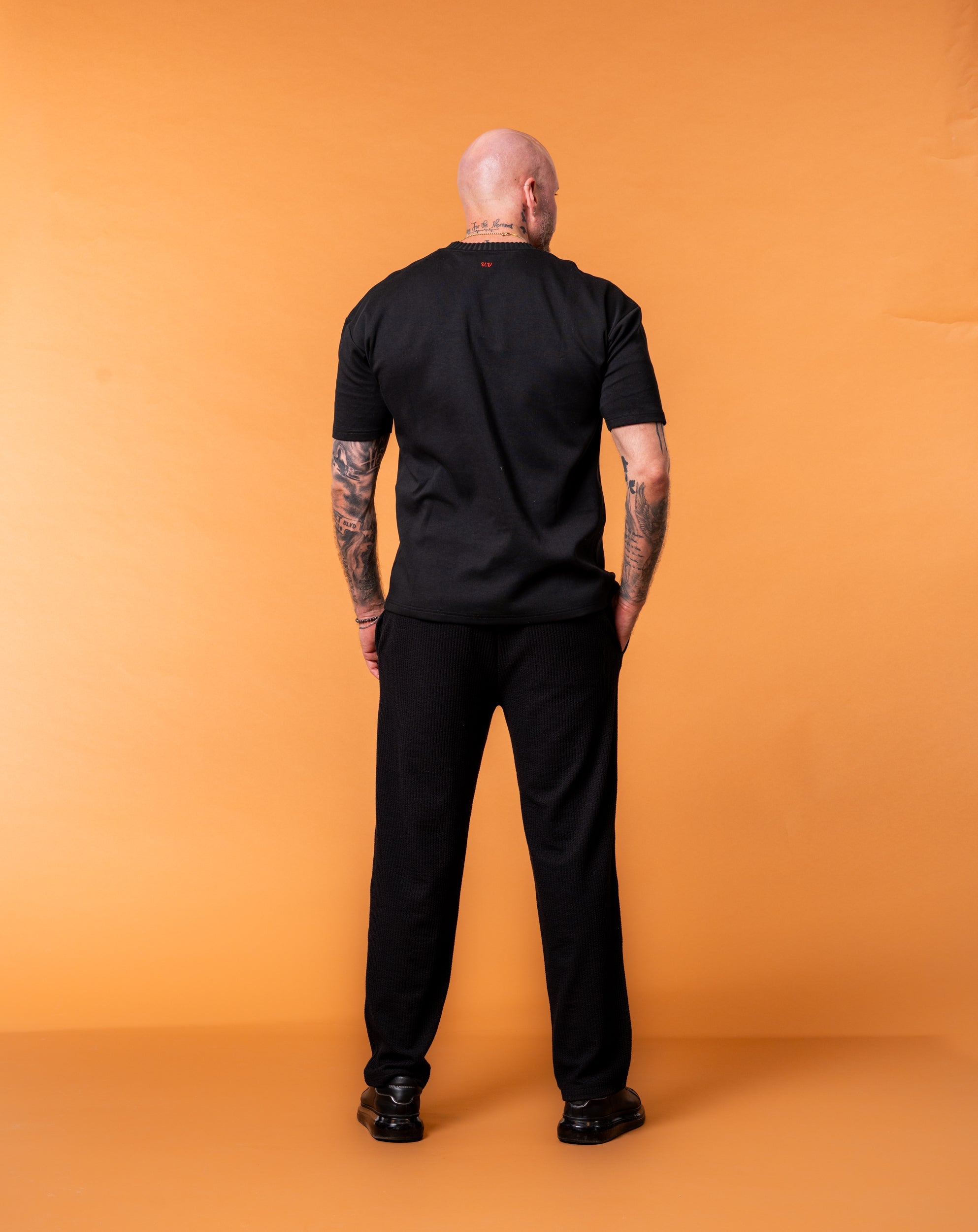 Aura Tee Black - NORTHLINE LABEL AS