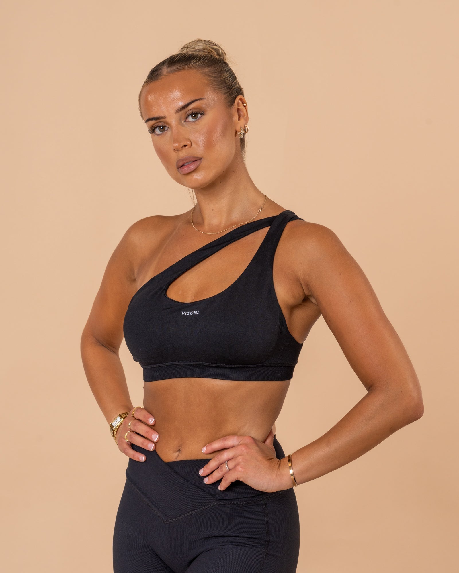 Crazy shape top - NORTHLINE LABEL AS