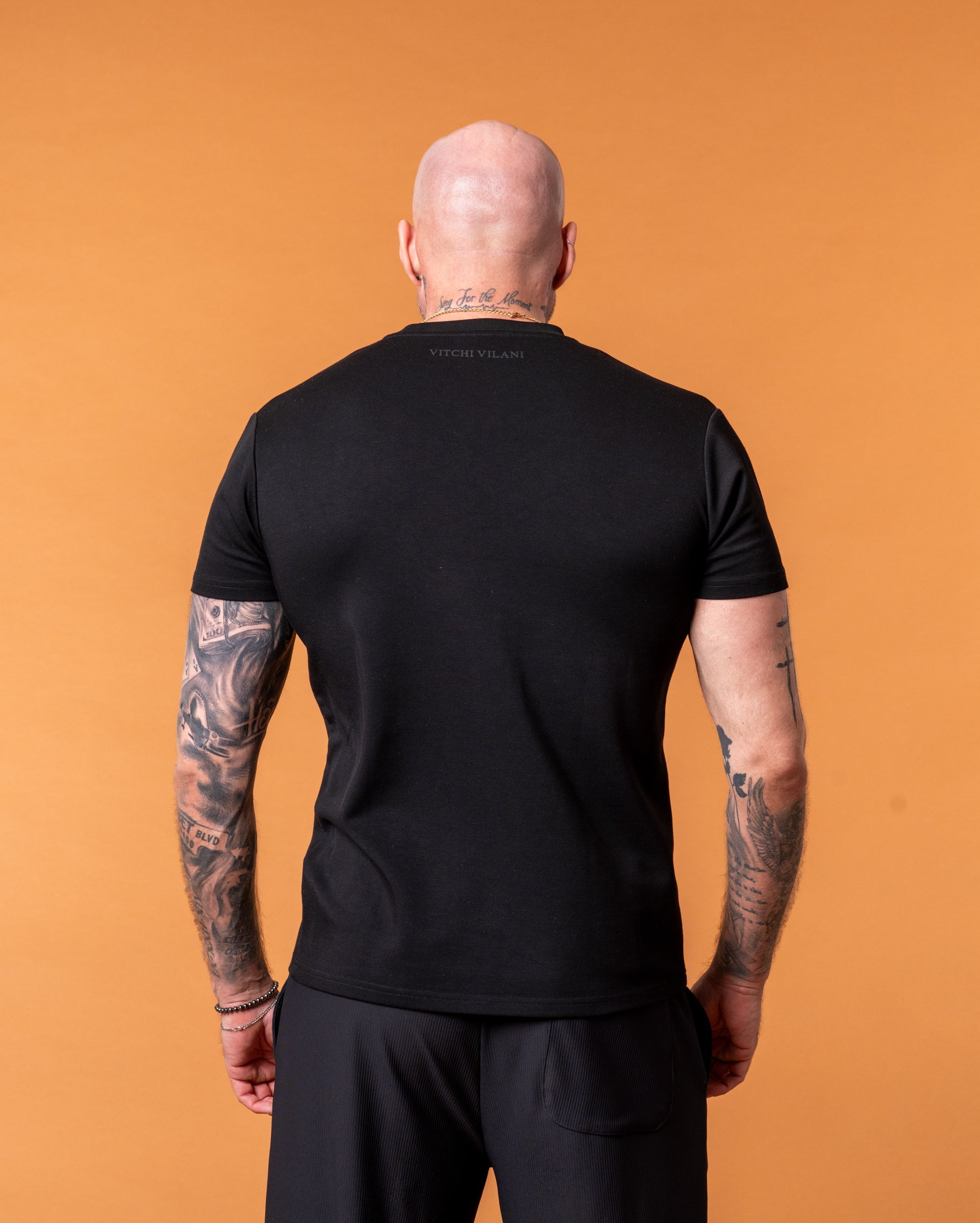 Crewneck Vitchi Black - NORTHLINE LABEL AS