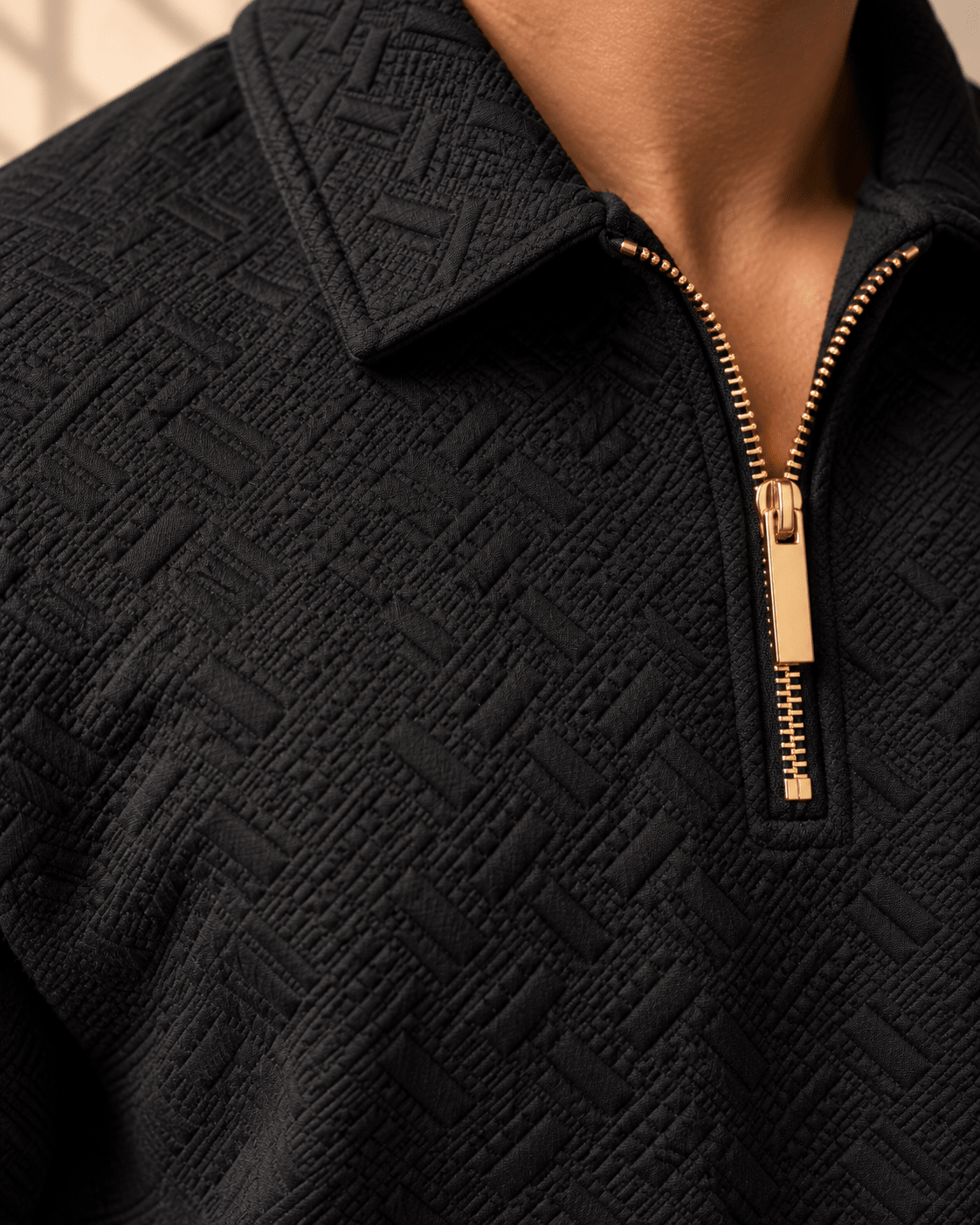 Lumière Black Half Zip Gold - VITCHI VILANI