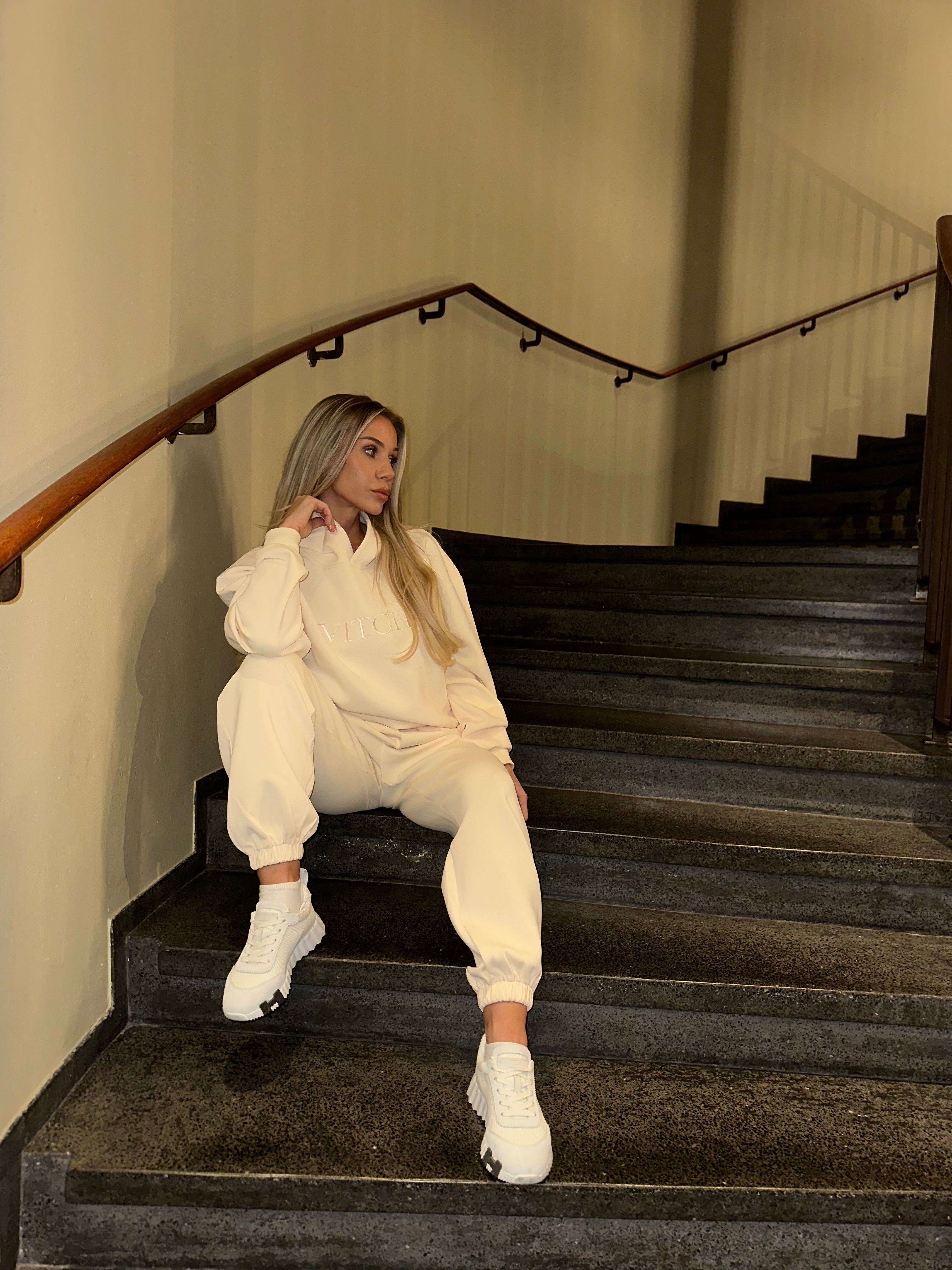 Luxe Tracksuit Hoodie Oversized Vanilla - NORTHLINE LABEL AS