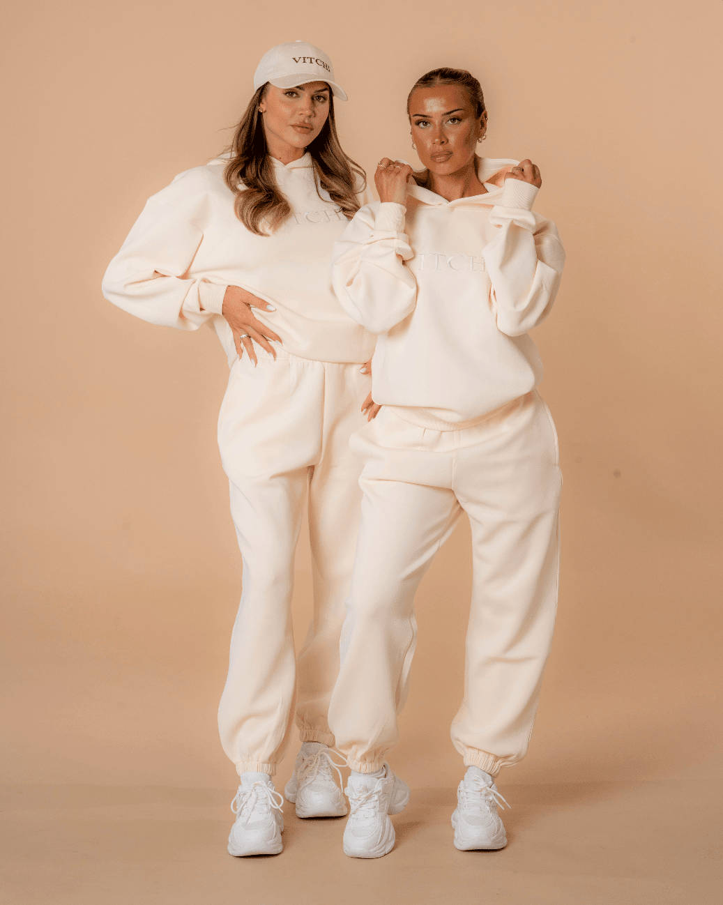 Luxe tracksuit pants oversized vanilla - NORTHLINE LABEL AS