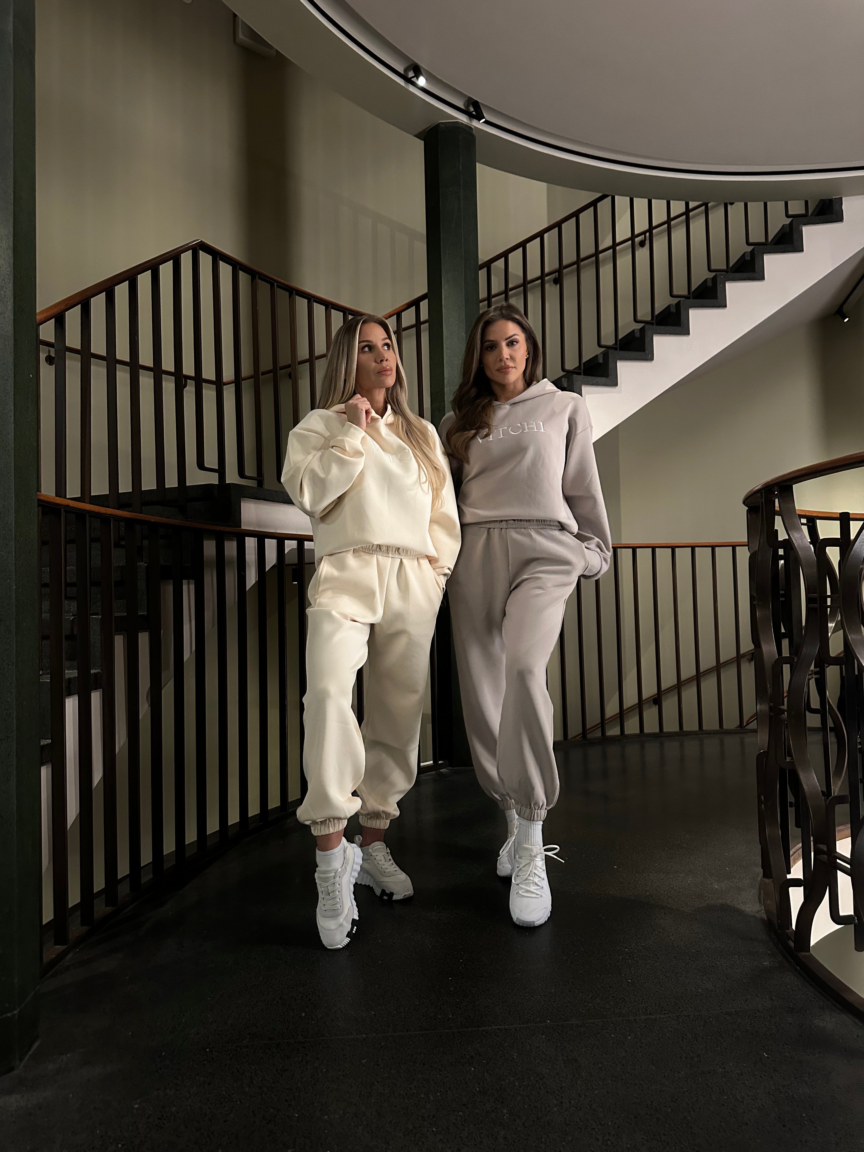 Luxe tracksuit pants oversized vanilla - NORTHLINE LABEL AS