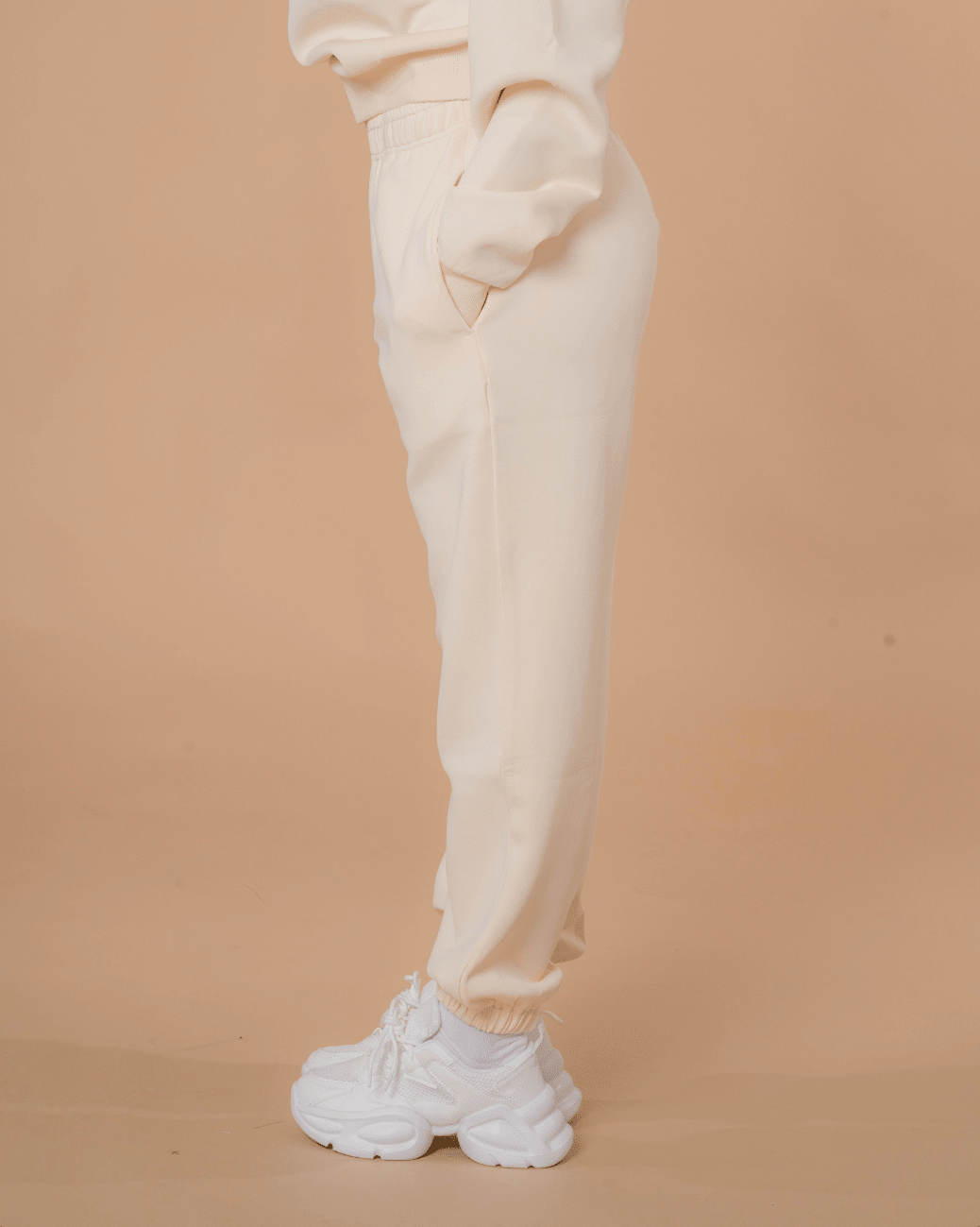 Luxe tracksuit pants oversized vanilla - NORTHLINE LABEL AS
