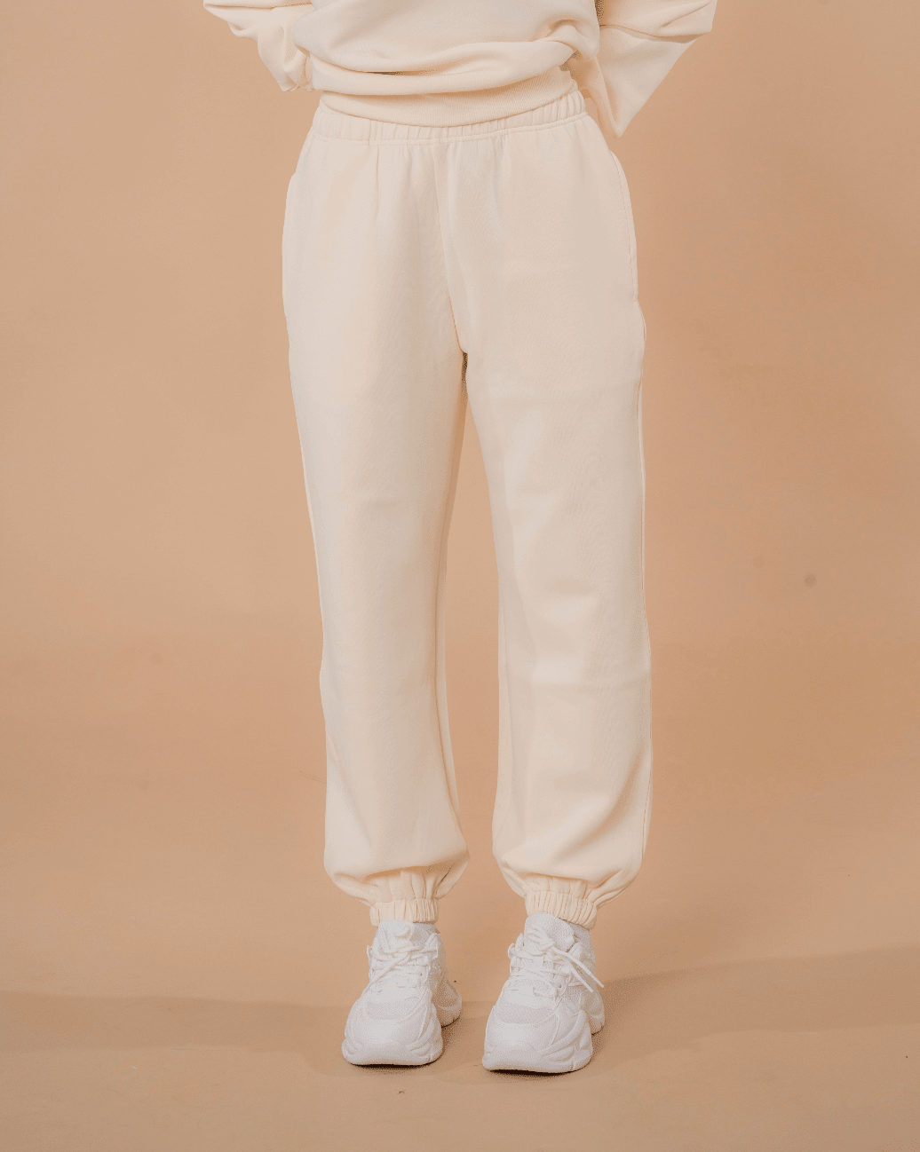 Luxe tracksuit pants oversized vanilla - NORTHLINE LABEL AS
