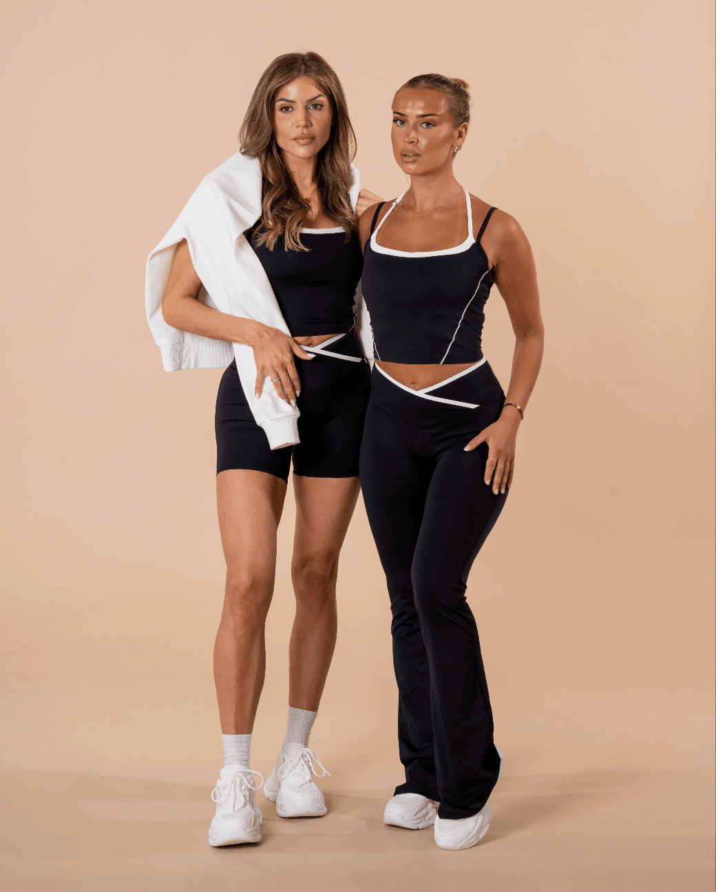 Quiet power v - waist flares - NORTHLINE LABEL AS