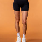 V - Back Shorts Black - NORTHLINE LABEL AS