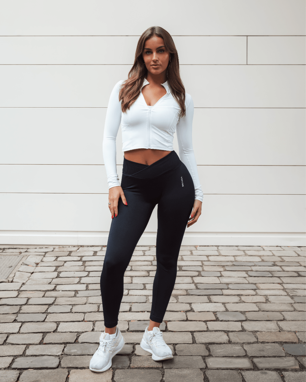 V - waist sculpt tights black - NORTHLINE LABEL AS