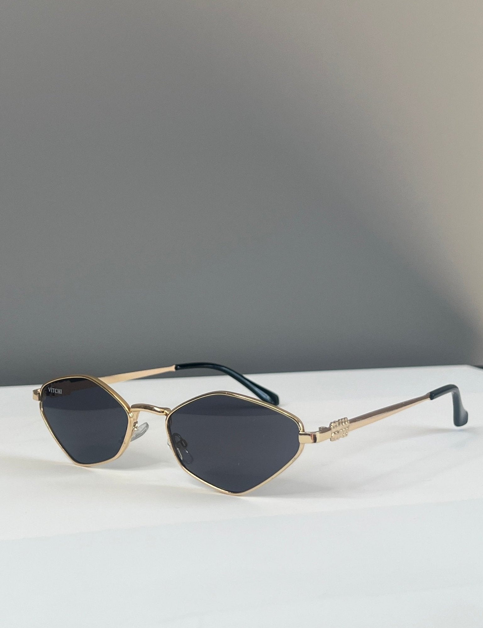 Vitchi blackline glasses - NORTHLINE LABEL AS