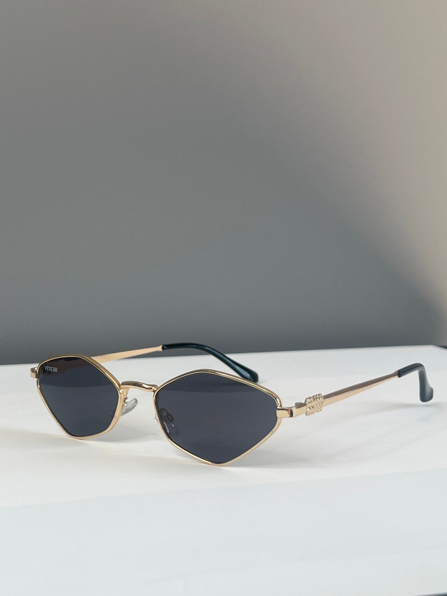 Vitchi blackline glasses - NORTHLINE LABEL AS