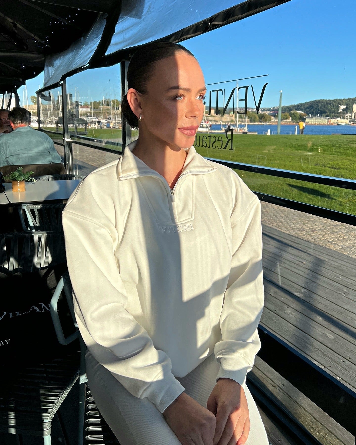 VITCHI Cloud Nine Sweatshirt - NORTHLINE LABEL AS