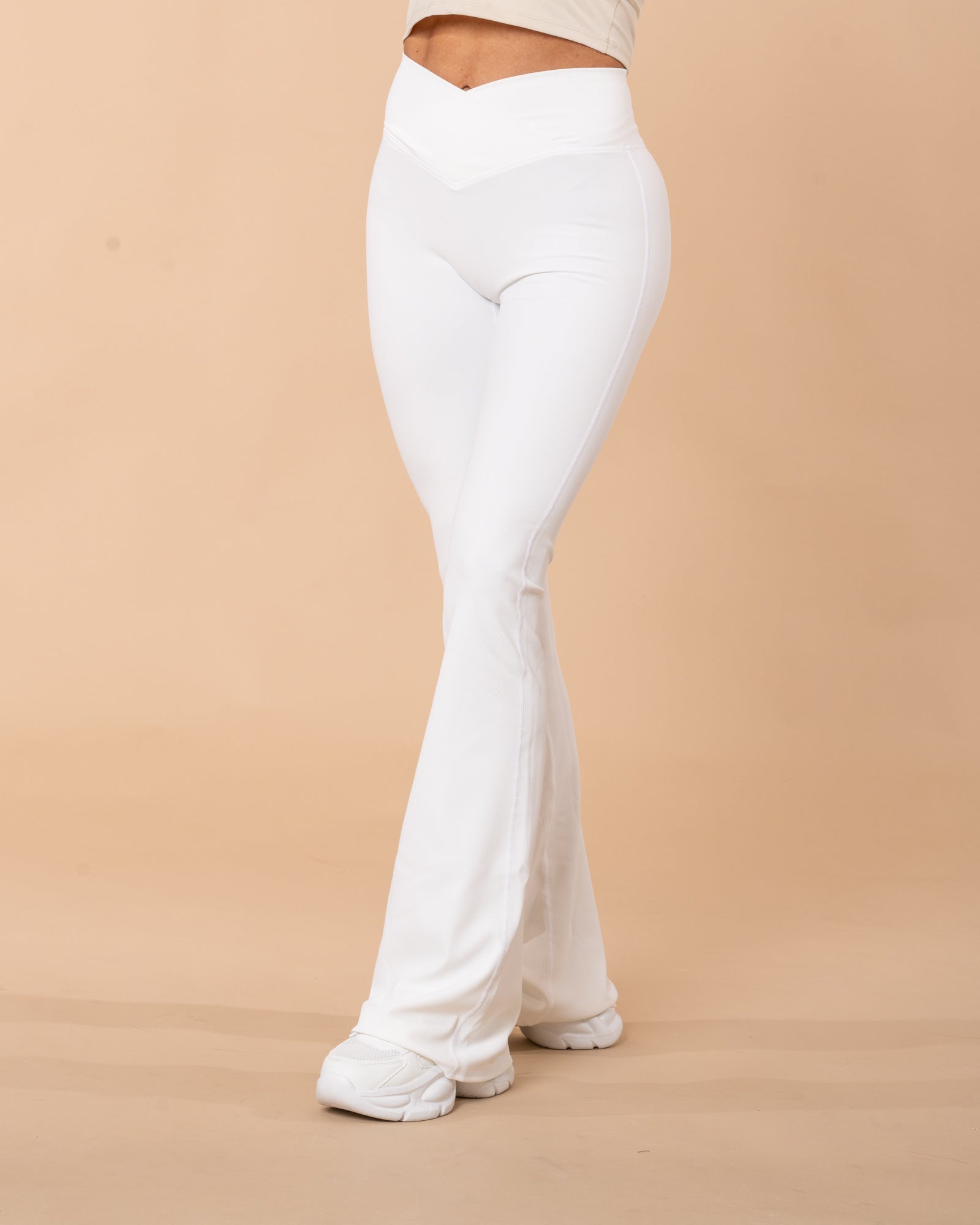 Vitchi v iconic white flares - NORTHLINE LABEL AS